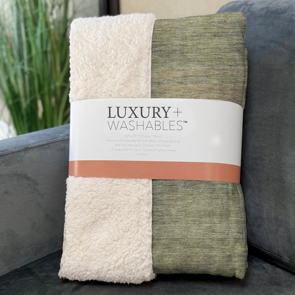 Premium Machine Washable ASB794 Aloe 50" x 70" Sherpa Throw Blanket. Picture 3