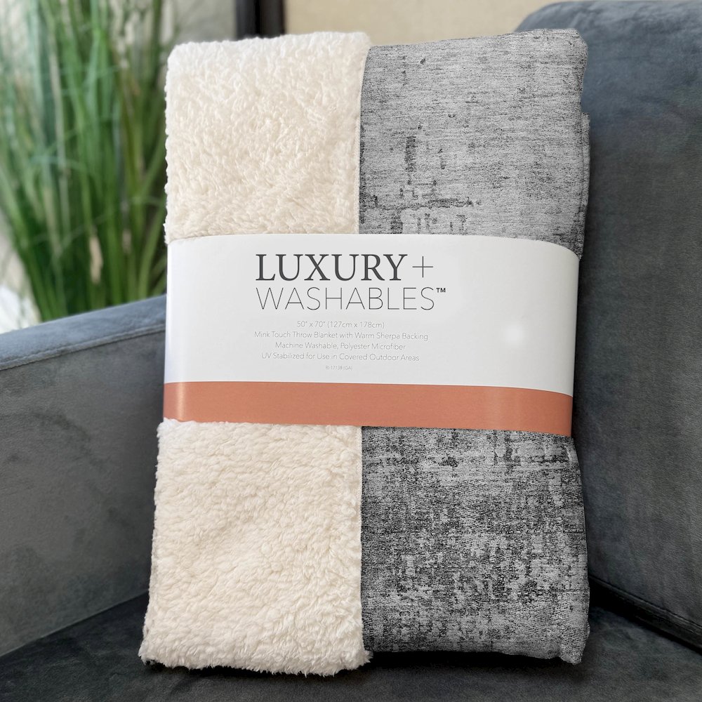 Premium Machine Washable ASB796 Gray 50" x 70" Sherpa Throw Blanket. Picture 3