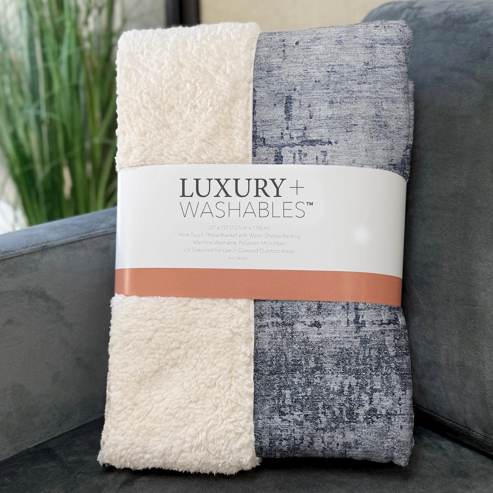 Premium Machine Washable ASB796 Navy 50" x 70" Sherpa Throw Blanket. Picture 3
