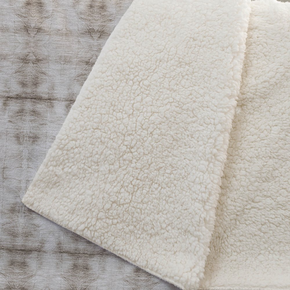 Premium Machine Washable ASB799 Beige 50" x 70" Sherpa Throw Blanket. Picture 2