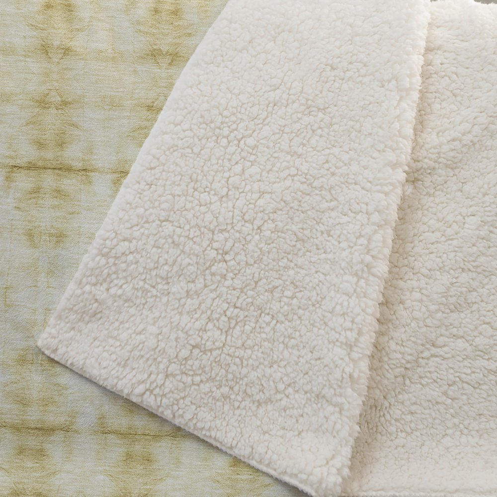 Premium Machine Washable ASB799 Wheat 50" x 70" Sherpa Throw Blanket. Picture 2