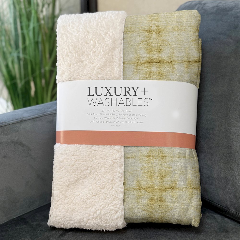 Premium Machine Washable ASB799 Wheat 50" x 70" Sherpa Throw Blanket. Picture 3