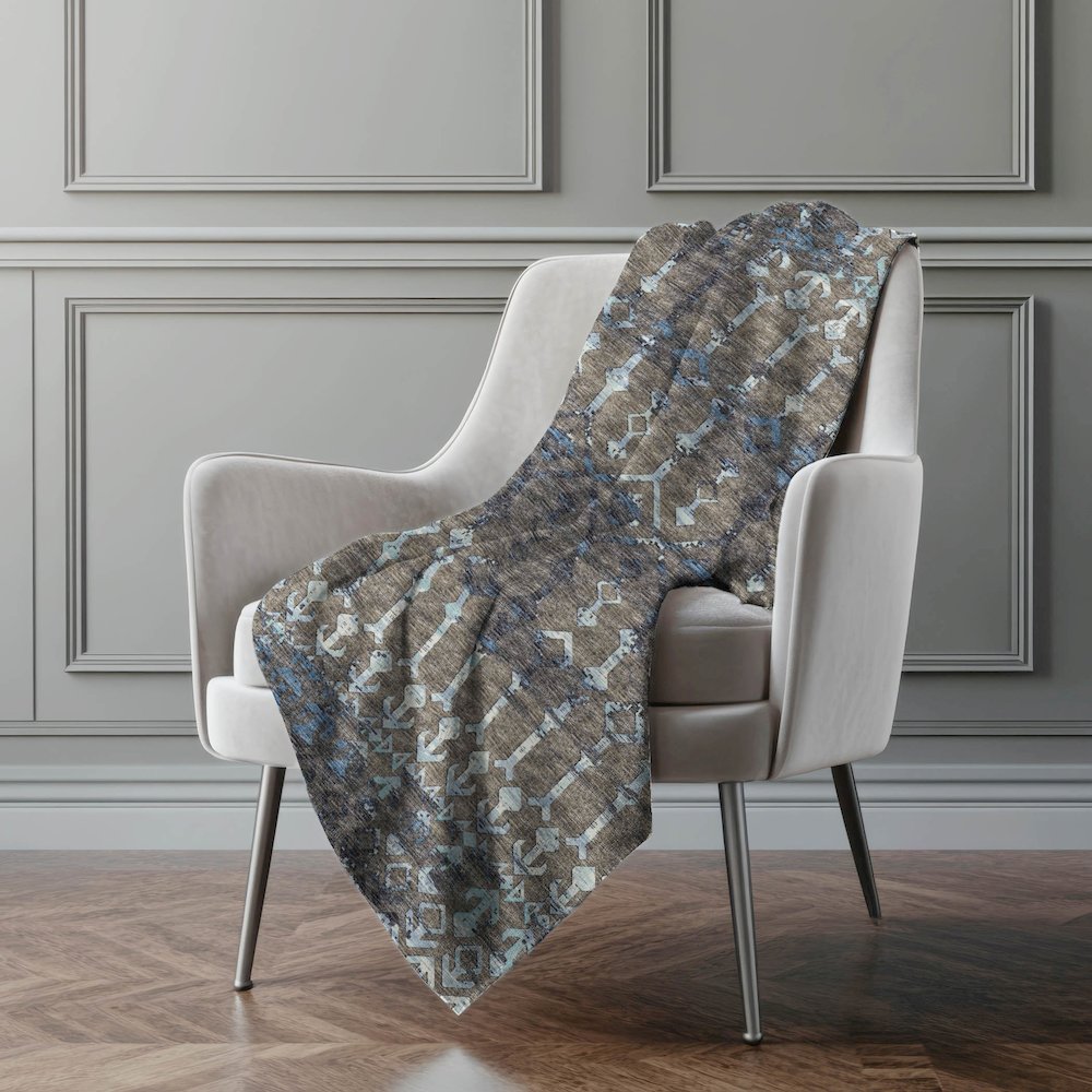 Premium Machine Washable ASB79 Mink 50" x 70" Sherpa Throw Blanket. Picture 5