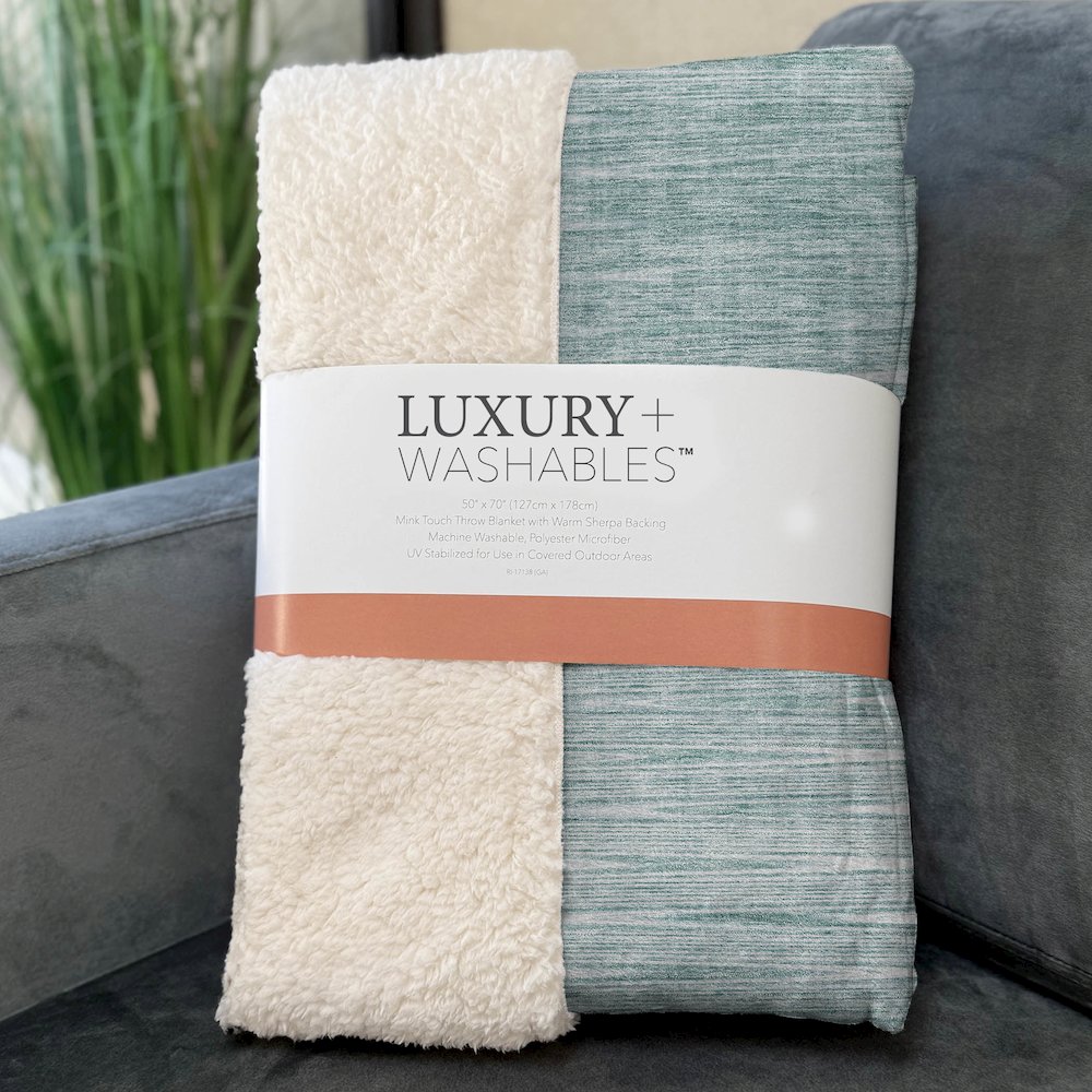Premium Machine Washable ASB800 Aqua 50" x 70" Sherpa Throw Blanket. Picture 3