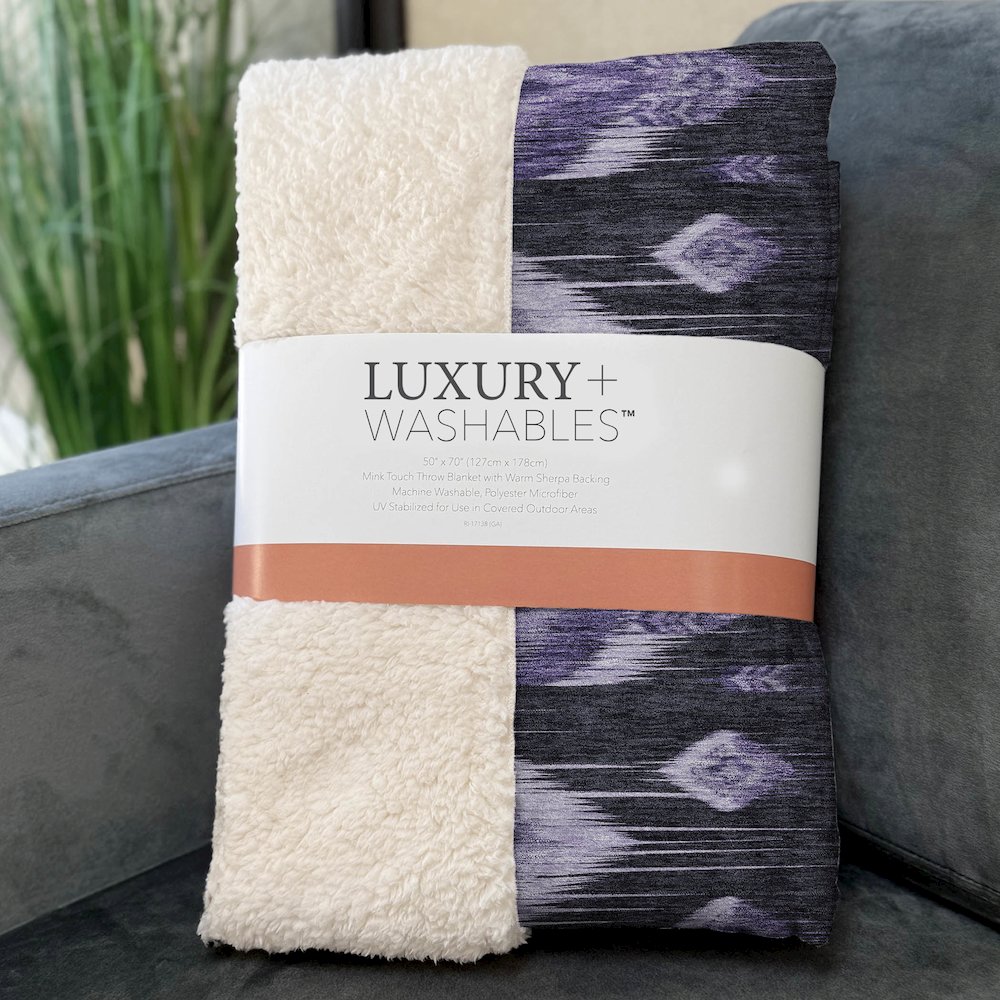 Premium Machine Washable ASB812 Purple 50" x 70" Sherpa Throw Blanket. Picture 3