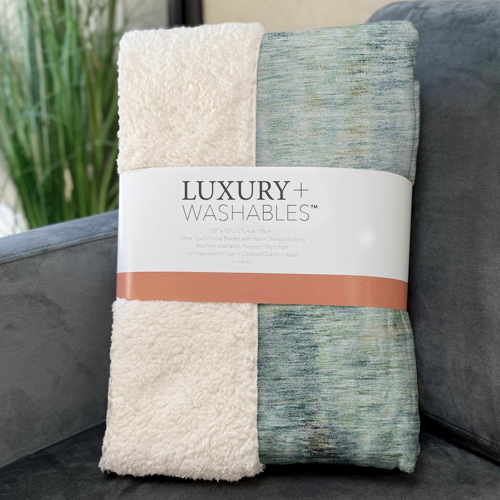 Premium Machine Washable ASB813 Teal 50" x 70" Sherpa Throw Blanket. Picture 3