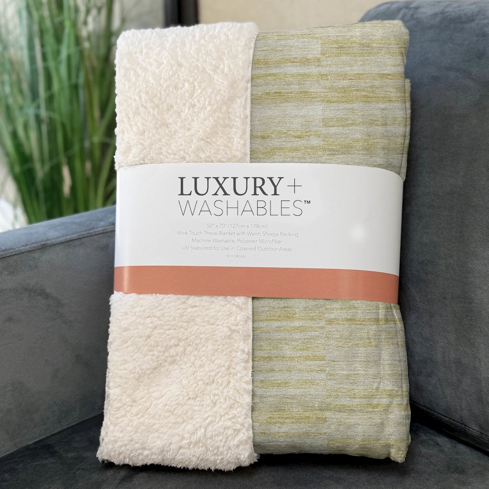 Premium Machine Washable ASB817 Wheat 50" x 70" Sherpa Throw Blanket. Picture 3