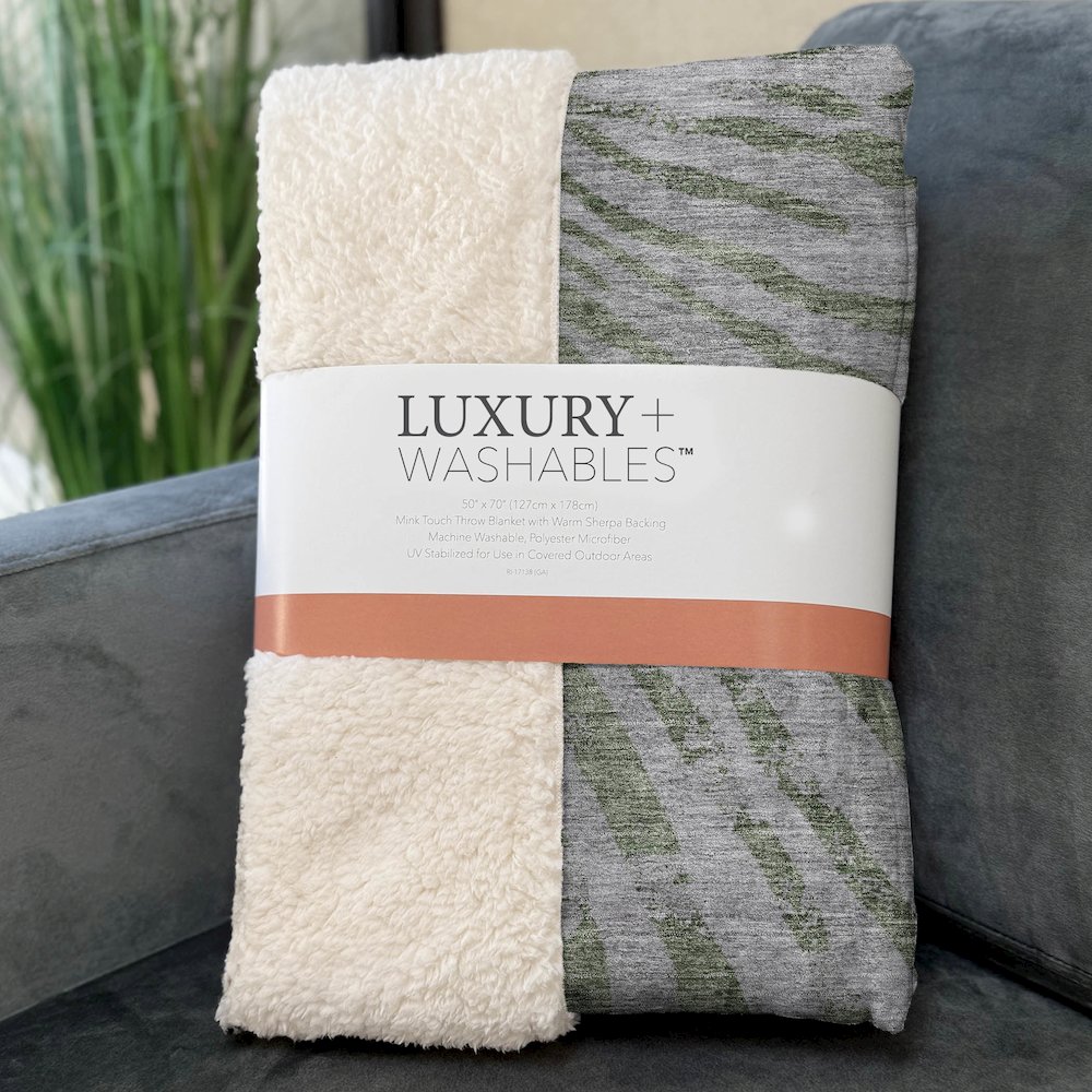 Premium Machine Washable ASB818 Olive 50" x 70" Sherpa Throw Blanket. Picture 3