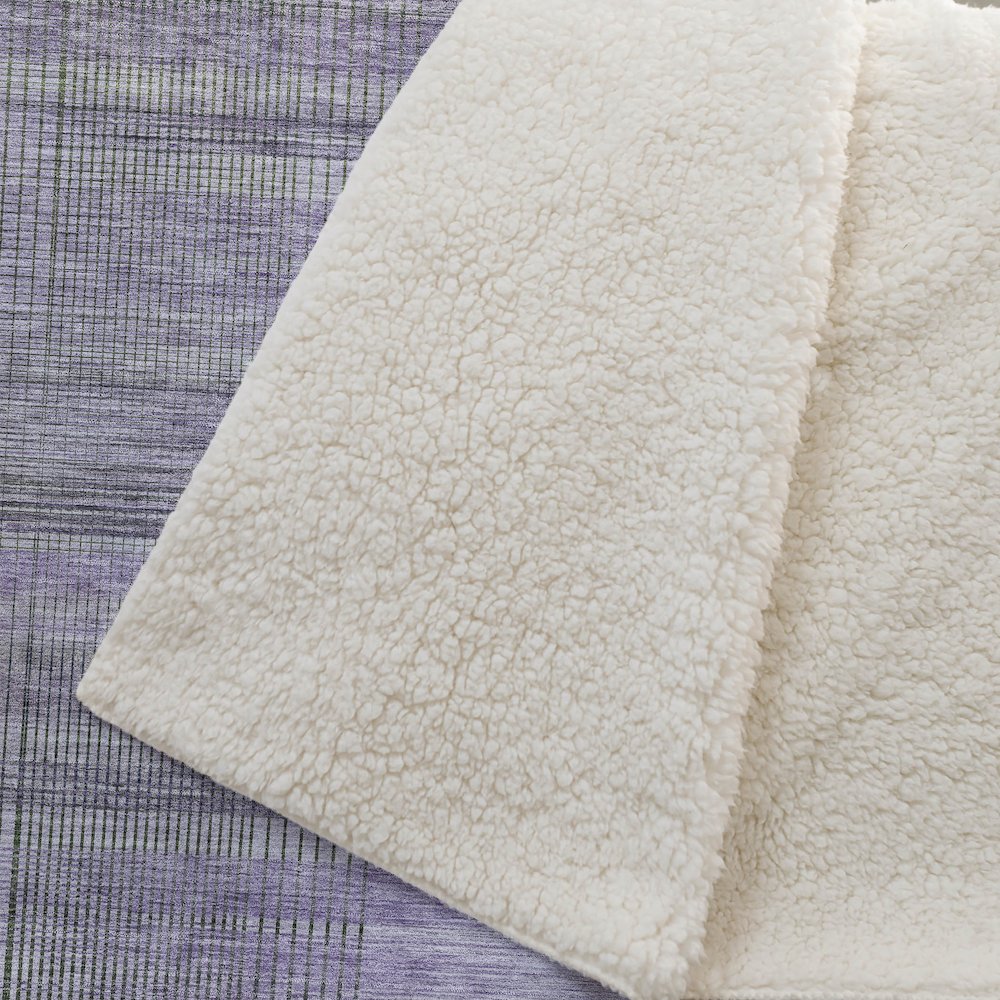 Premium Machine Washable ASB819 Purple 50" x 70" Sherpa Throw Blanket. Picture 2