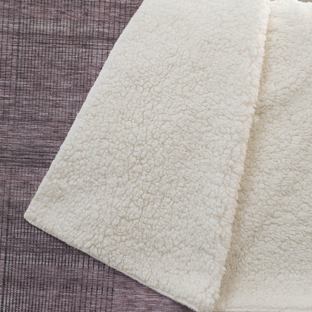 Premium Machine Washable ASB820 Merlot 50" x 70" Sherpa Throw Blanket. Picture 2