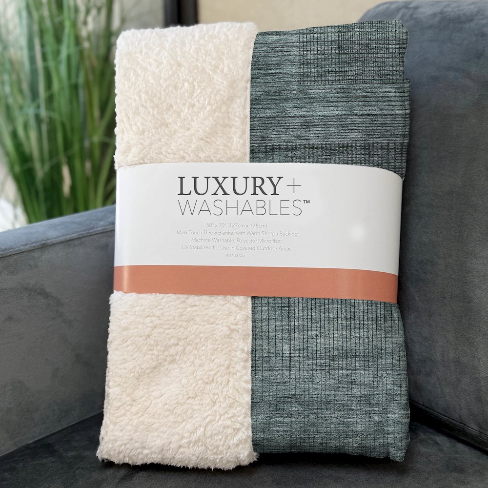 Premium Machine Washable ASB820 Teal 50" x 70" Sherpa Throw Blanket. Picture 3