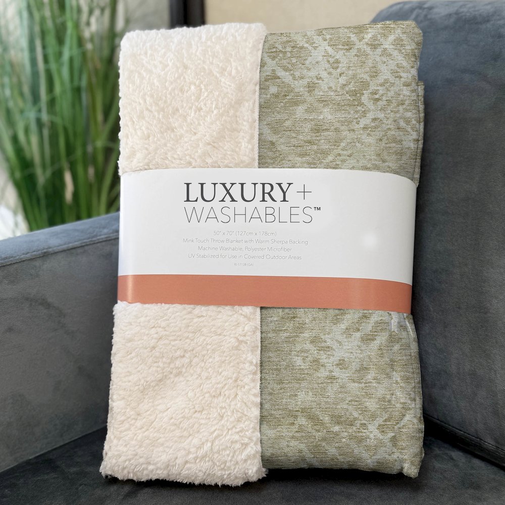 Premium Machine Washable ASB825 Beige 50" x 70" Sherpa Throw Blanket. Picture 3