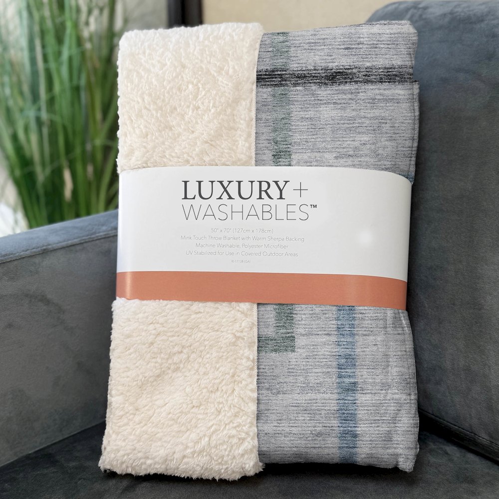 Premium Machine Washable ASB826 Gray 50" x 70" Sherpa Throw Blanket. Picture 3