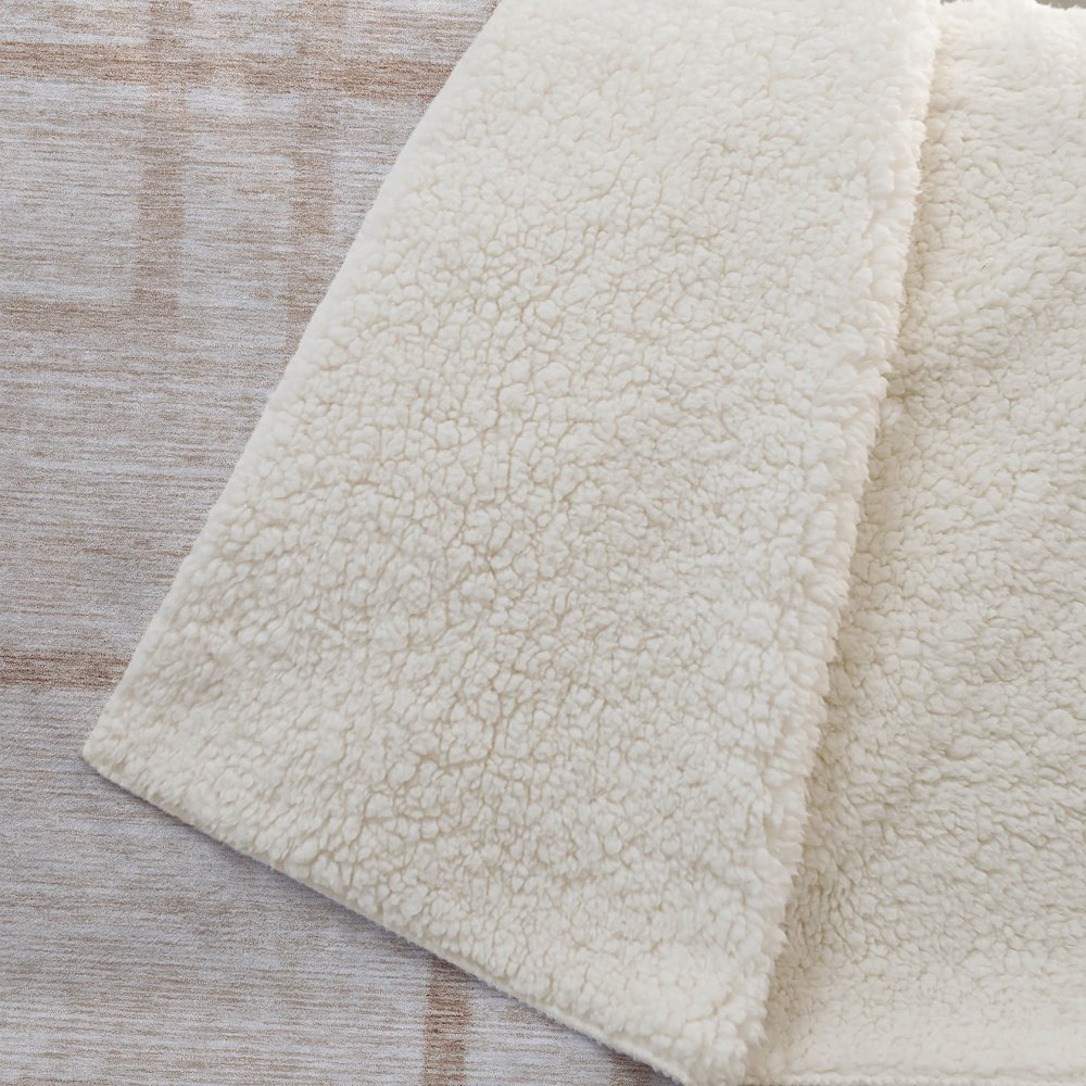 Premium Machine Washable ASB827 Coral 50" x 70" Sherpa Throw Blanket. Picture 2