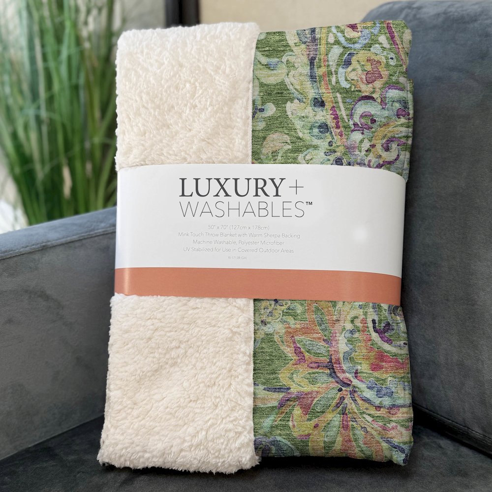 Premium Machine Washable ASB834 Fern 50" x 70" Sherpa Throw Blanket. Picture 3