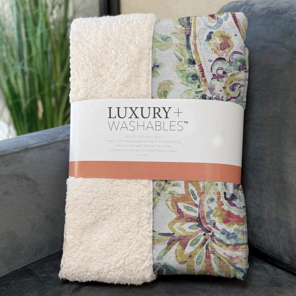 Premium Machine Washable ASB834 Ivory 50" x 70" Sherpa Throw Blanket. Picture 3