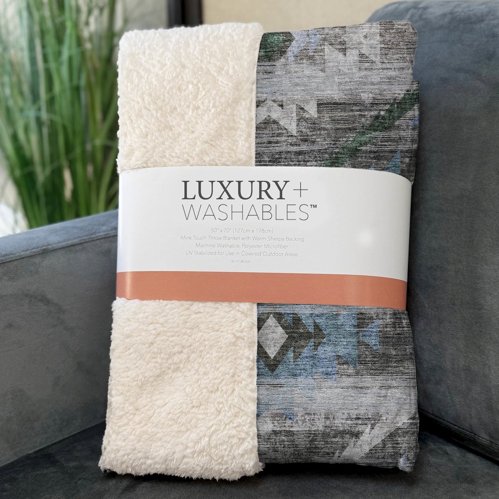 Premium Machine Washable ASB836 Brown 50" x 70" Sherpa Throw Blanket. Picture 3