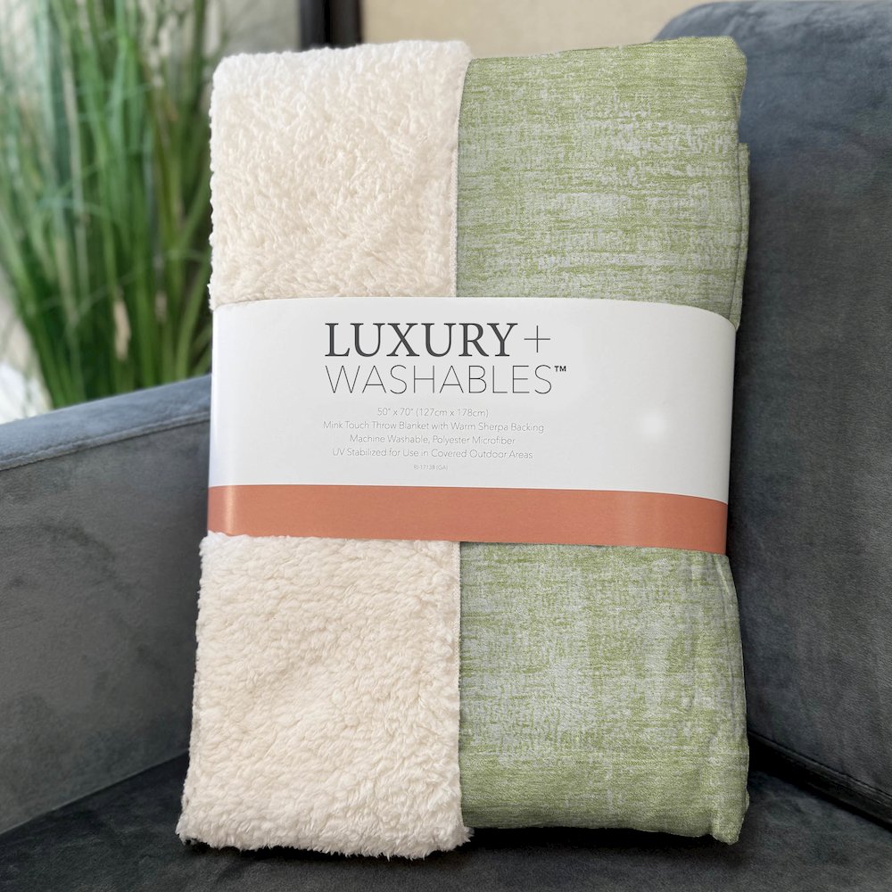 Premium Machine Washable ASB839 Sage 50" x 70" Sherpa Throw Blanket. Picture 3