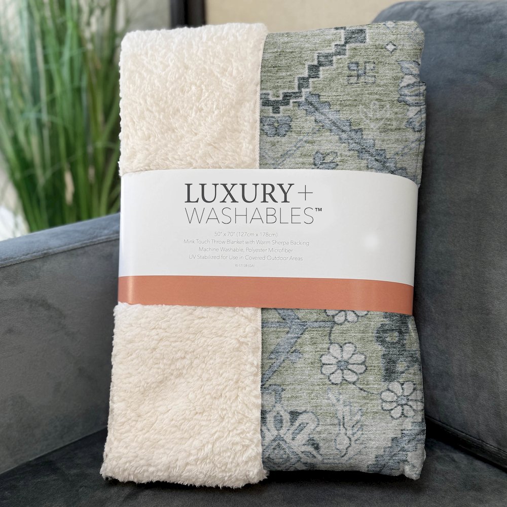 Premium Machine Washable ASB841 Aloe 50" x 70" Sherpa Throw Blanket. Picture 3
