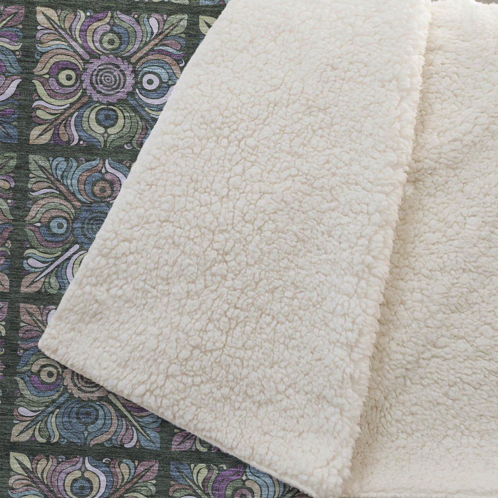 Premium Machine Washable ASB852 Fern 50" x 70" Sherpa Throw Blanket. Picture 2