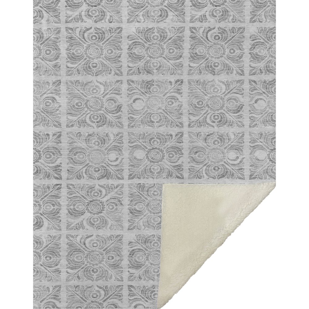 Premium Machine Washable ASB854 Silver 50" x 70" Sherpa Throw Blanket. Picture 1