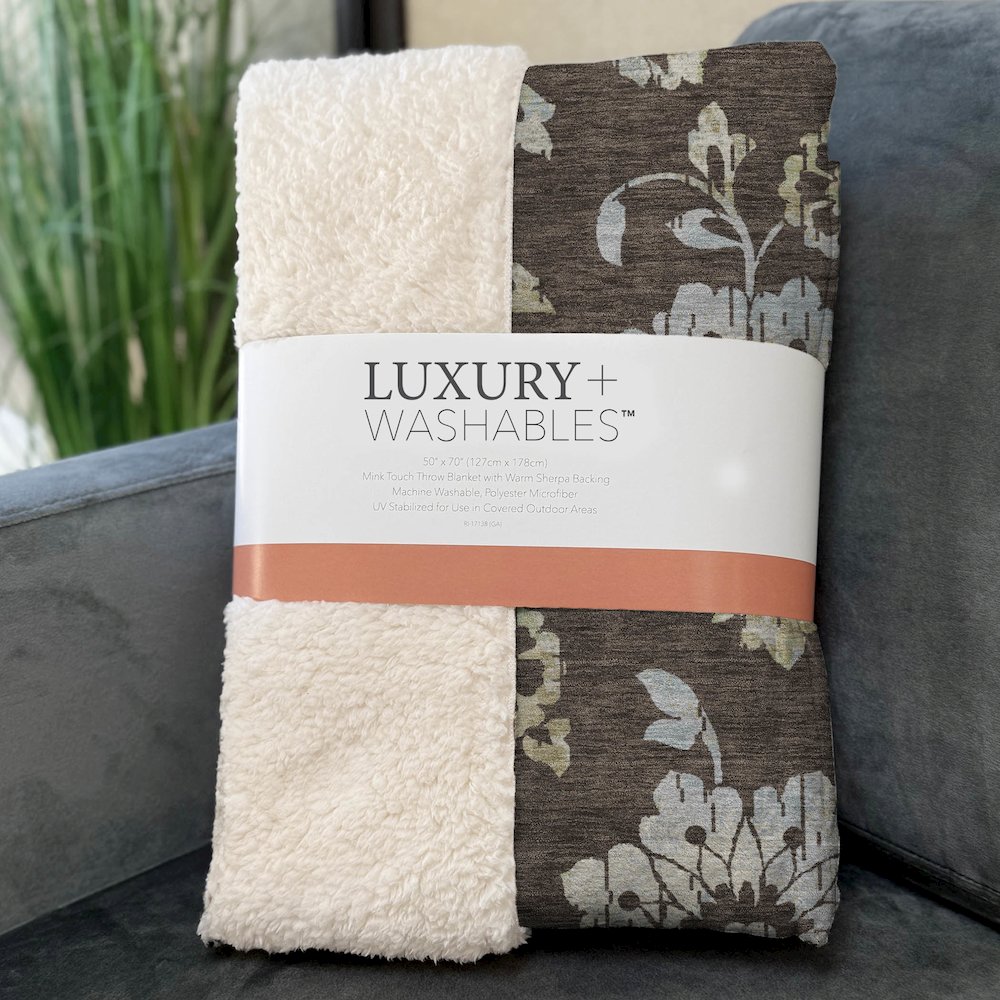 Premium Machine Washable ASB856 Chocolate 50" x 70" Sherpa Throw Blanket. Picture 3
