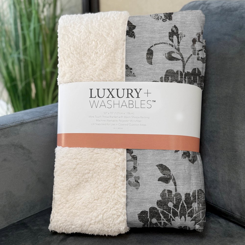 Premium Machine Washable ASB856 Gray 50" x 70" Sherpa Throw Blanket. Picture 3