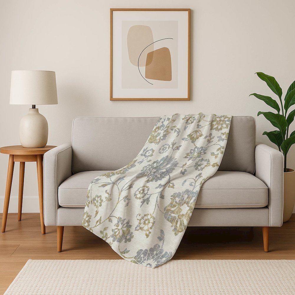 Premium Machine Washable ASB856 Ivory 50" x 70" Sherpa Throw Blanket. Picture 5