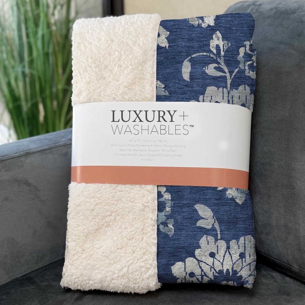 Premium Machine Washable ASB856 Navy 50" x 70" Sherpa Throw Blanket. Picture 3