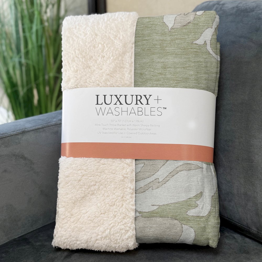 Premium Machine Washable ASB857 Aloe 50" x 70" Sherpa Throw Blanket. Picture 3