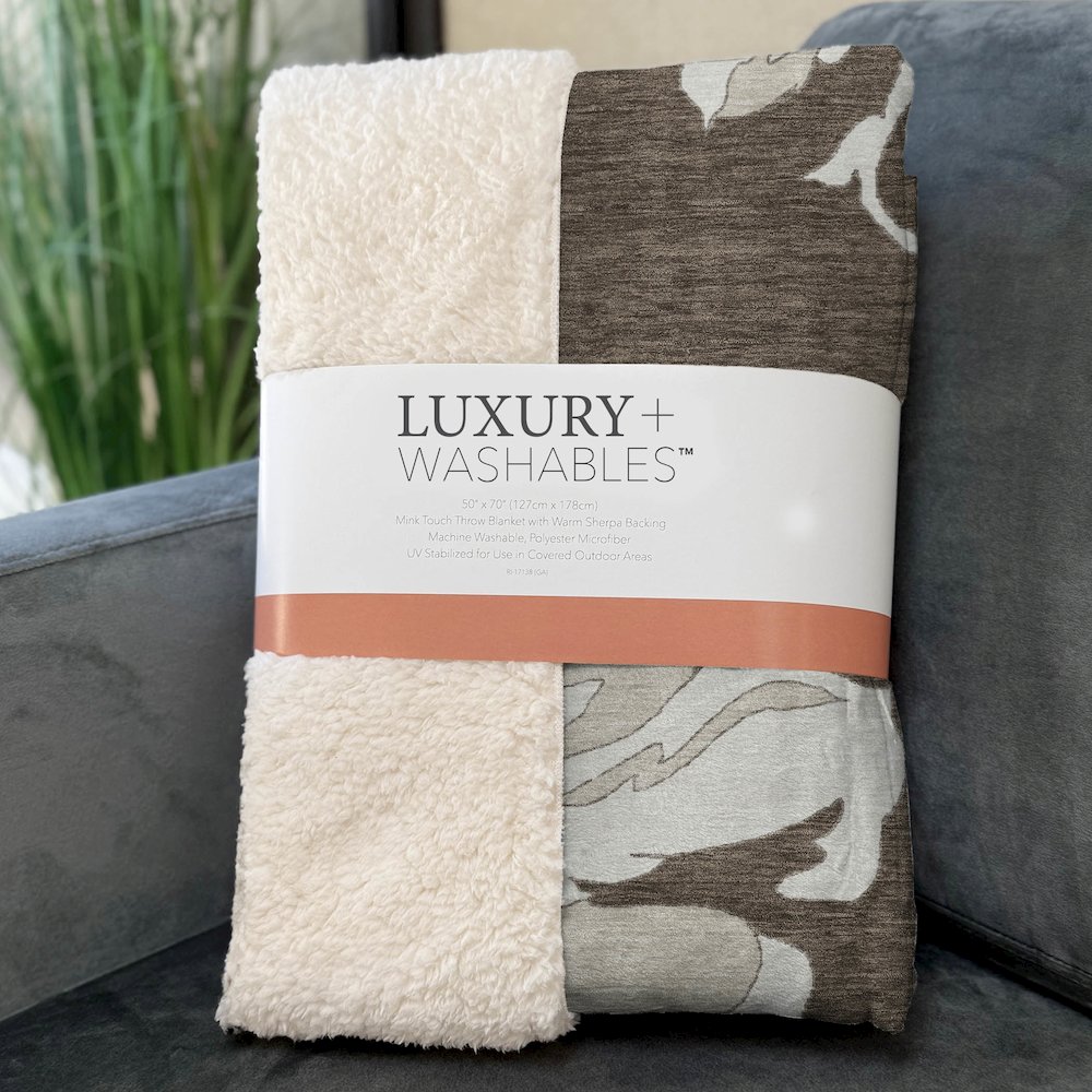 Premium Machine Washable ASB857 Brown 50" x 70" Sherpa Throw Blanket. Picture 3