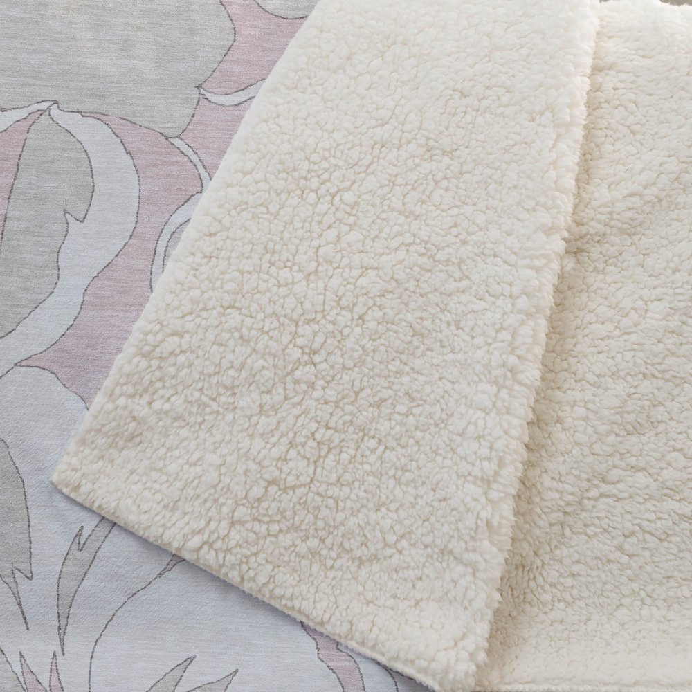 Premium Machine Washable ASB857 Pink 50" x 70" Sherpa Throw Blanket. Picture 2