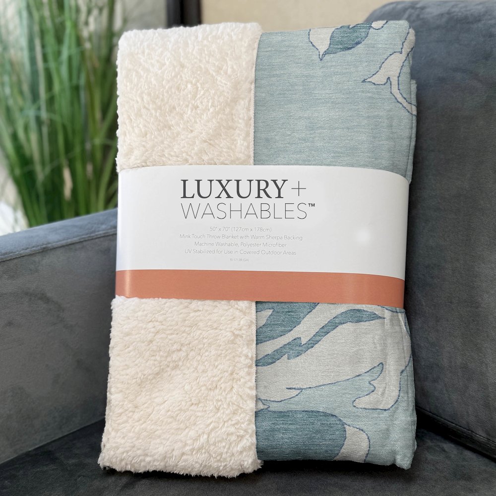 Premium Machine Washable ASB857 Teal 50" x 70" Sherpa Throw Blanket. Picture 3