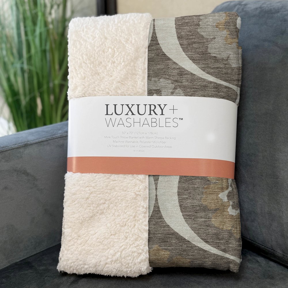 Premium Machine Washable ASB858 Brown 50" x 70" Sherpa Throw Blanket. Picture 3