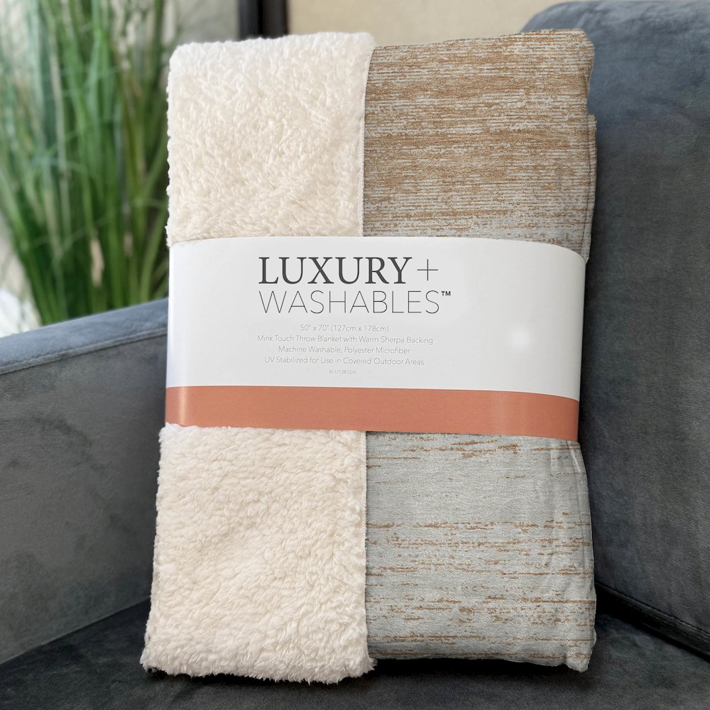 Premium Machine Washable ASB859 Copper 50" x 70" Sherpa Throw Blanket. Picture 3