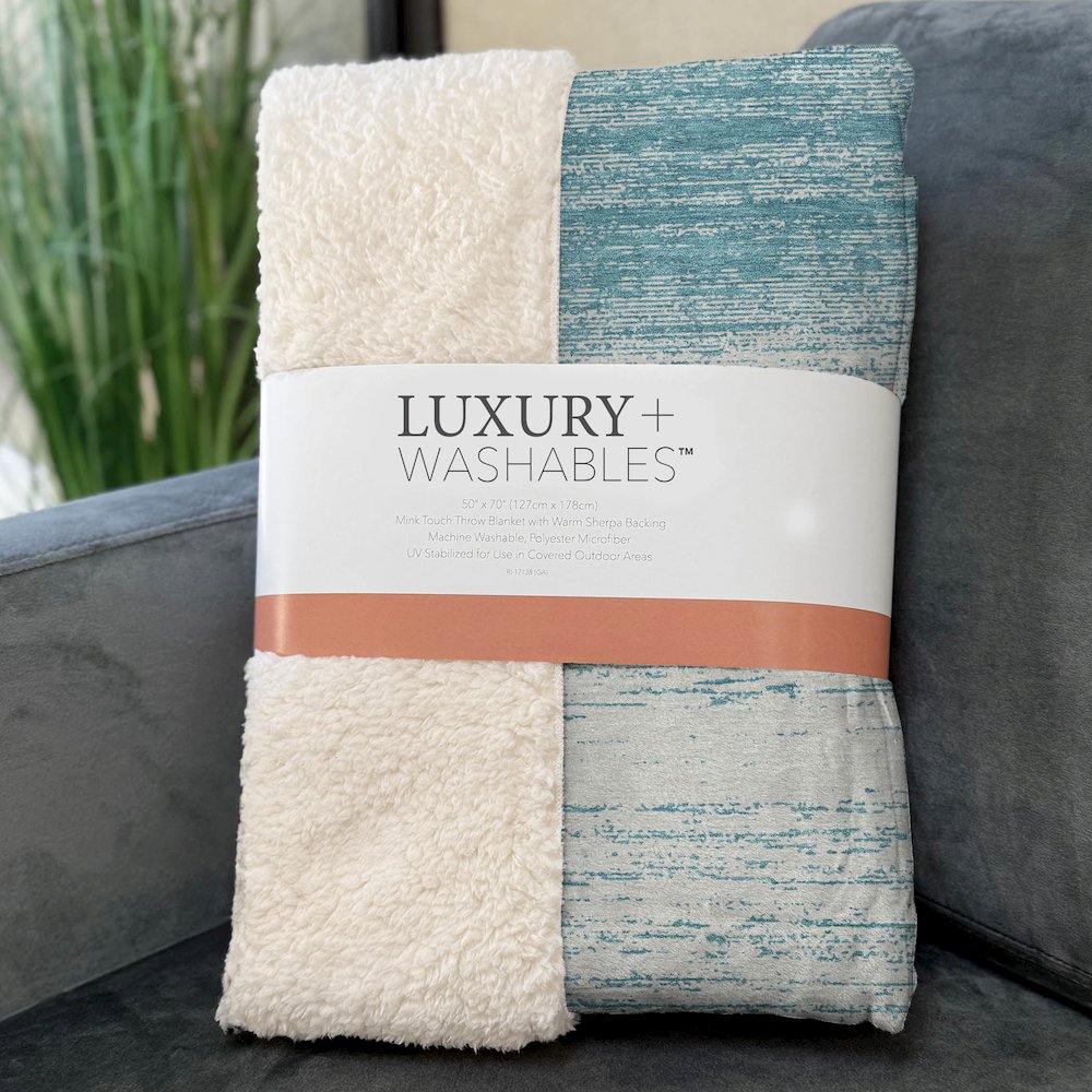Premium Machine Washable ASB859 Teal 50" x 70" Sherpa Throw Blanket. Picture 3