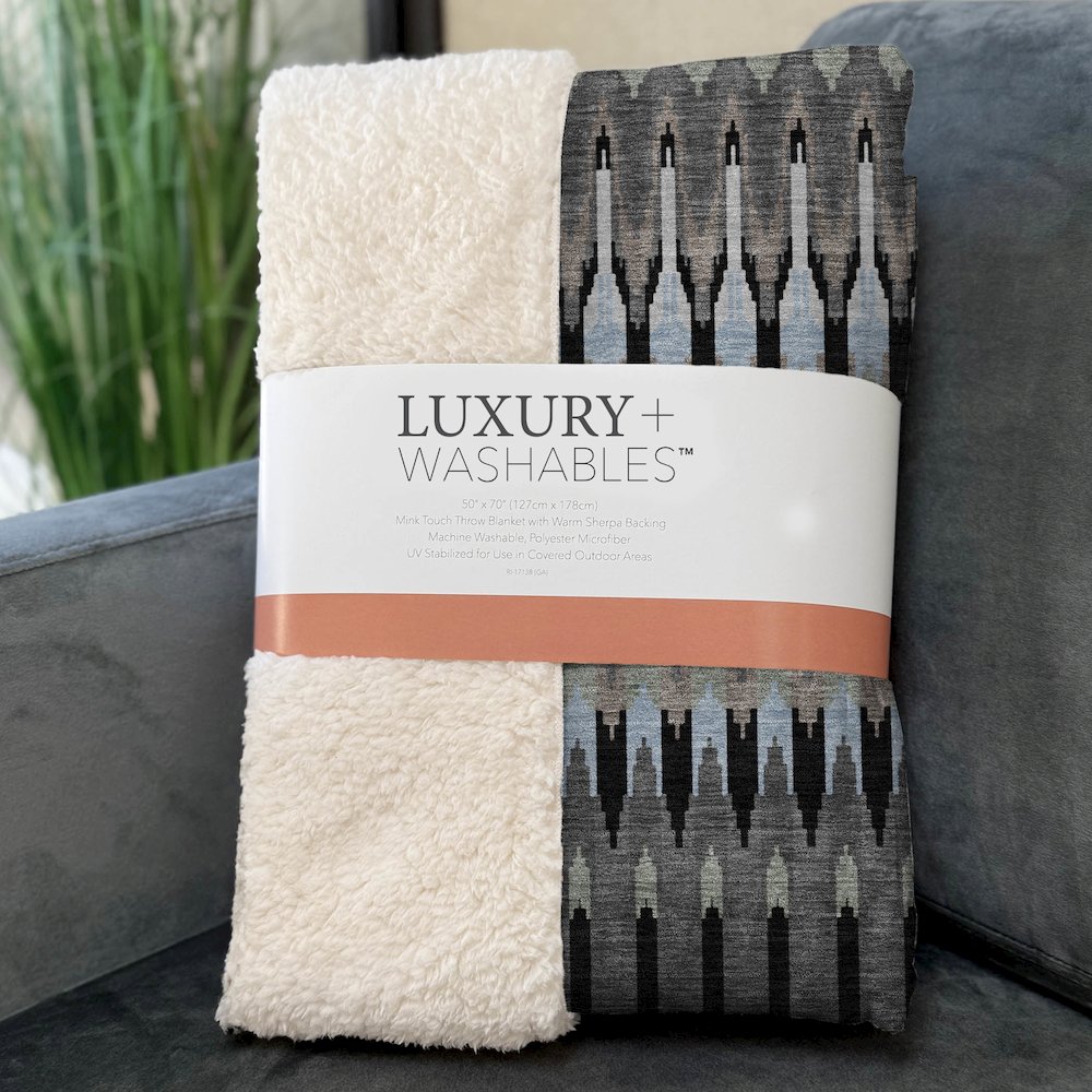 Premium Machine Washable ASB860 Black 50" x 70" Sherpa Throw Blanket. Picture 3