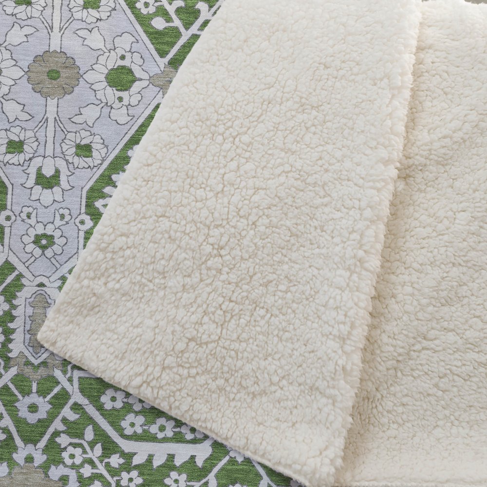 Premium Machine Washable ASB863 Green 50" x 70" Sherpa Throw Blanket. Picture 2