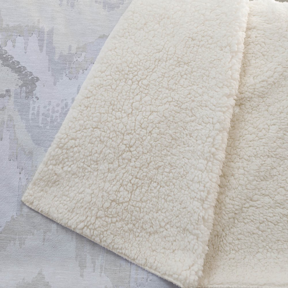 Premium Machine Washable ASB865 Ivory 50" x 70" Sherpa Throw Blanket. Picture 2