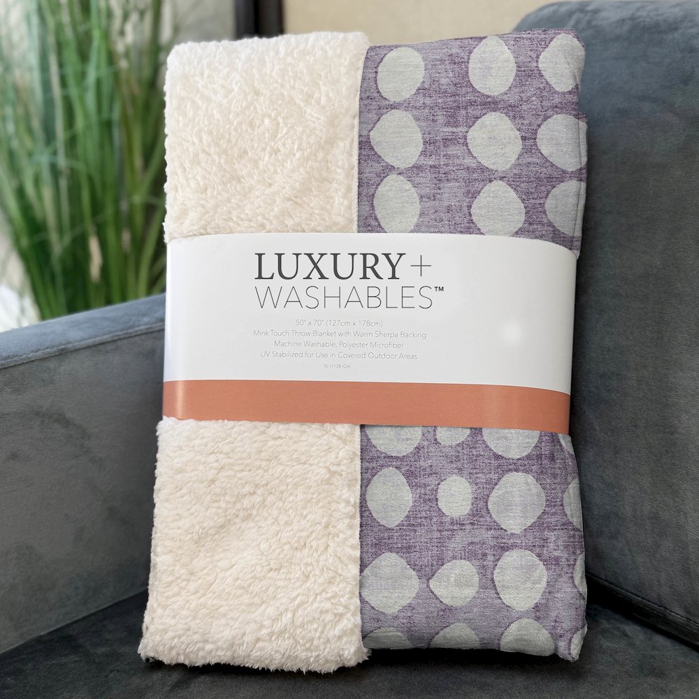 Premium Machine Washable ASB869 Purple 50" x 70" Sherpa Throw Blanket. Picture 3