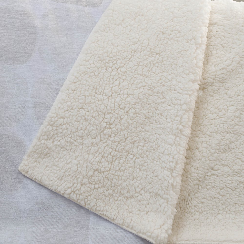 Premium Machine Washable ASB870 Ivory 50" x 70" Sherpa Throw Blanket. Picture 2