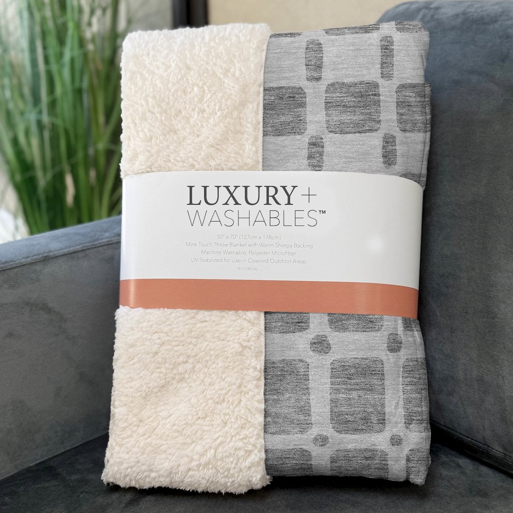 Premium Machine Washable ASB871 Gray 50" x 70" Sherpa Throw Blanket. Picture 3