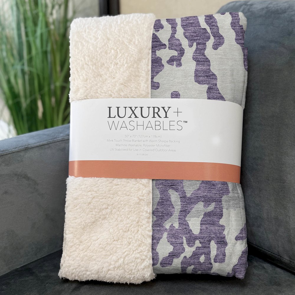 Premium Machine Washable ASB873 Purple 50" x 70" Sherpa Throw Blanket. Picture 3
