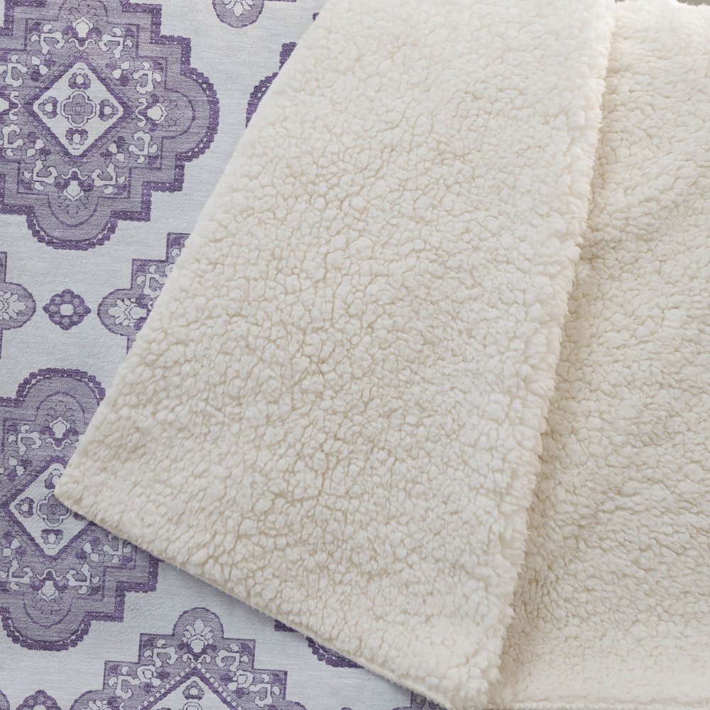 Premium Machine Washable ASB878 Lavender 50" x 70" Sherpa Throw Blanket. Picture 2