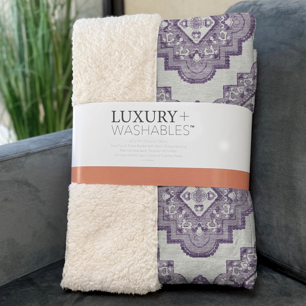 Premium Machine Washable ASB878 Lavender 50" x 70" Sherpa Throw Blanket. Picture 3