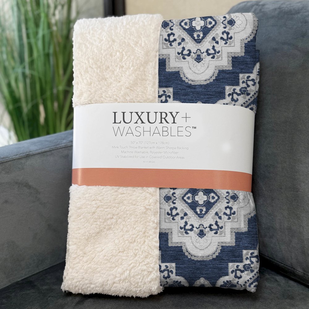 Premium Machine Washable ASB878 Navy 50" x 70" Sherpa Throw Blanket. Picture 3