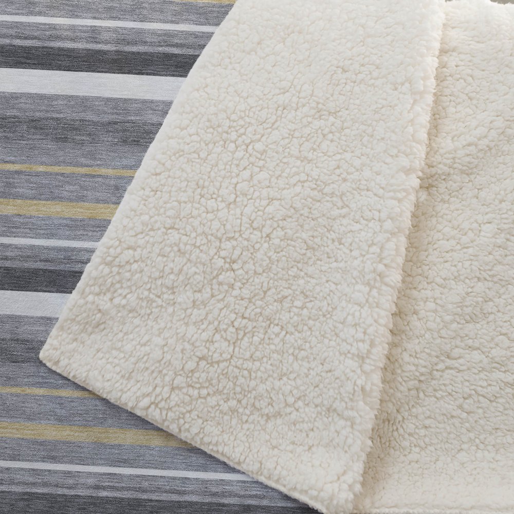Premium Machine Washable ASB879 Gray 50" x 70" Sherpa Throw Blanket. Picture 2