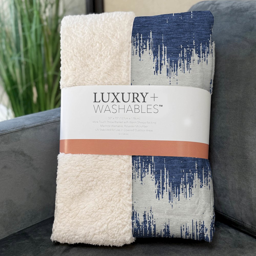 Premium Machine Washable ASB880 Navy 50" x 70" Sherpa Throw Blanket. Picture 3