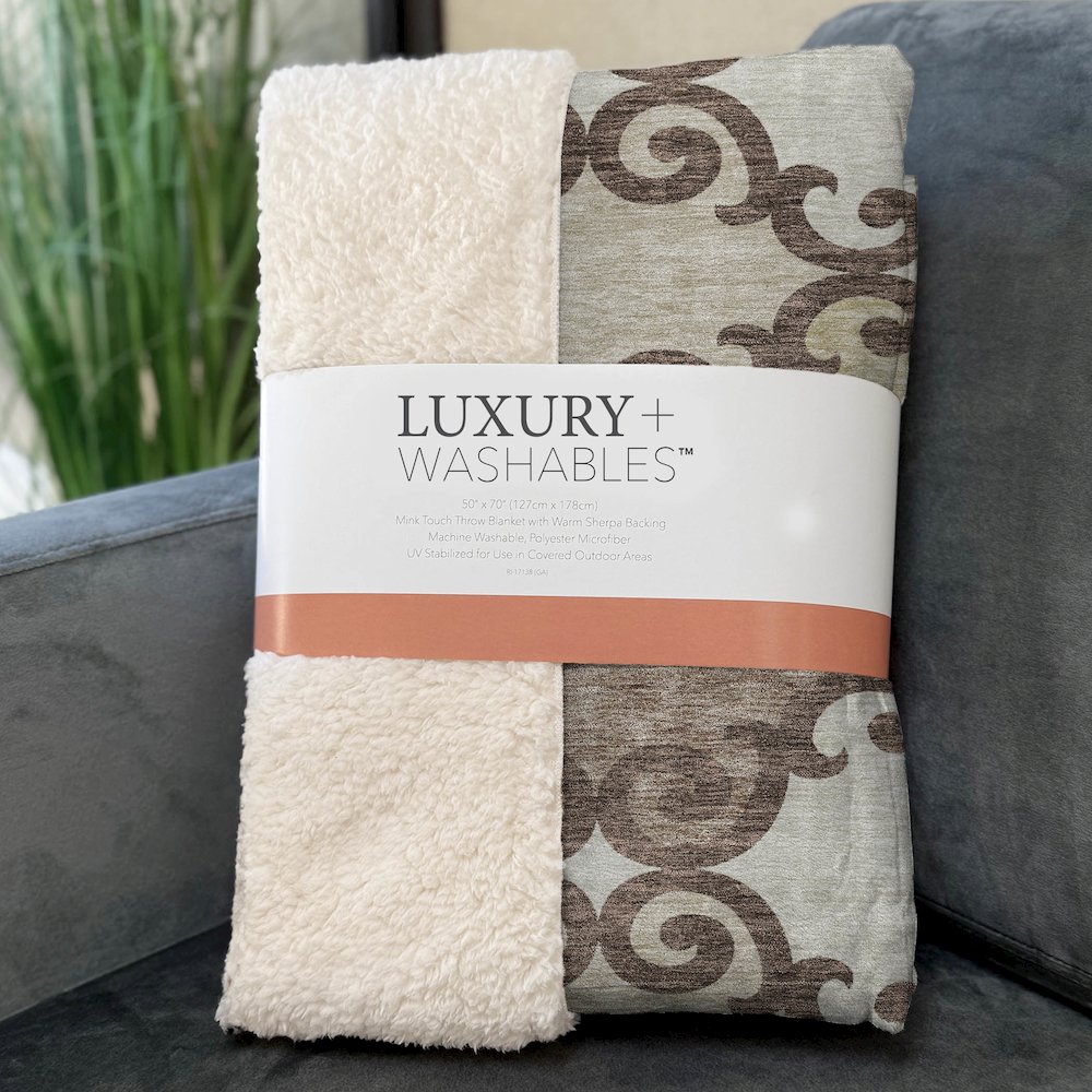 Premium Machine Washable ASB883 Brown 50" x 70" Sherpa Throw Blanket. Picture 3