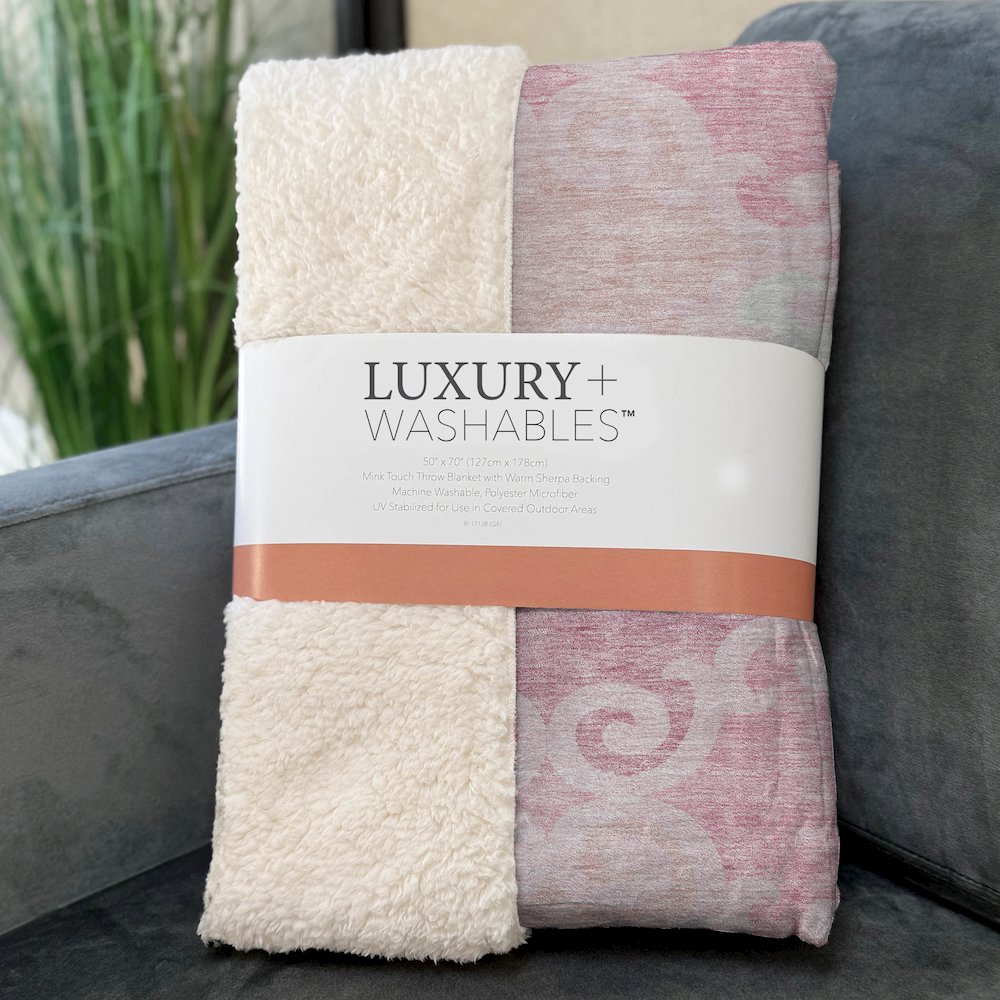 Premium Machine Washable ASB883 Pink 50" x 70" Sherpa Throw Blanket. Picture 3